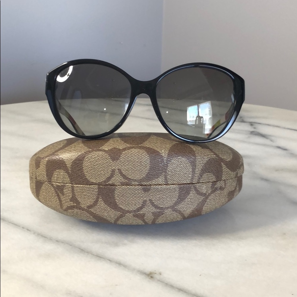 Coach - Oversized Cat Sunglasses